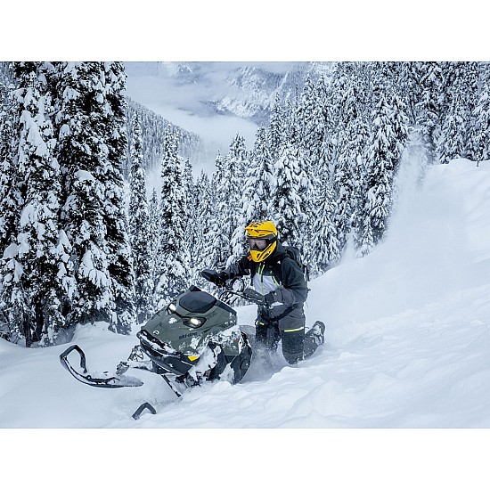Ski-Doo Summit X Expert Package 850 E-TEC Turbo R SHOT Touchscreen 165” 2026