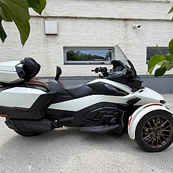 Can-Am Spyder RT Sea-to-Sky Vegas White (Moka) 2024 Second Hand