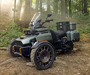 Can-Am dezvăluie Canyon 2025: noul standard în aventură pe trei roți!