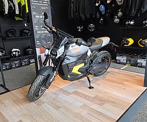 Tradiție și tehnologie: Can-Am a lansat două motociclete electrice de top