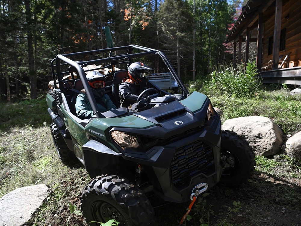 Can-Am Commander DPS 700 INT 2024