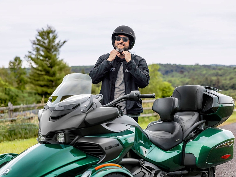 Can-Am Spyder F3 Limited Special Series British Green (Dark) 2025