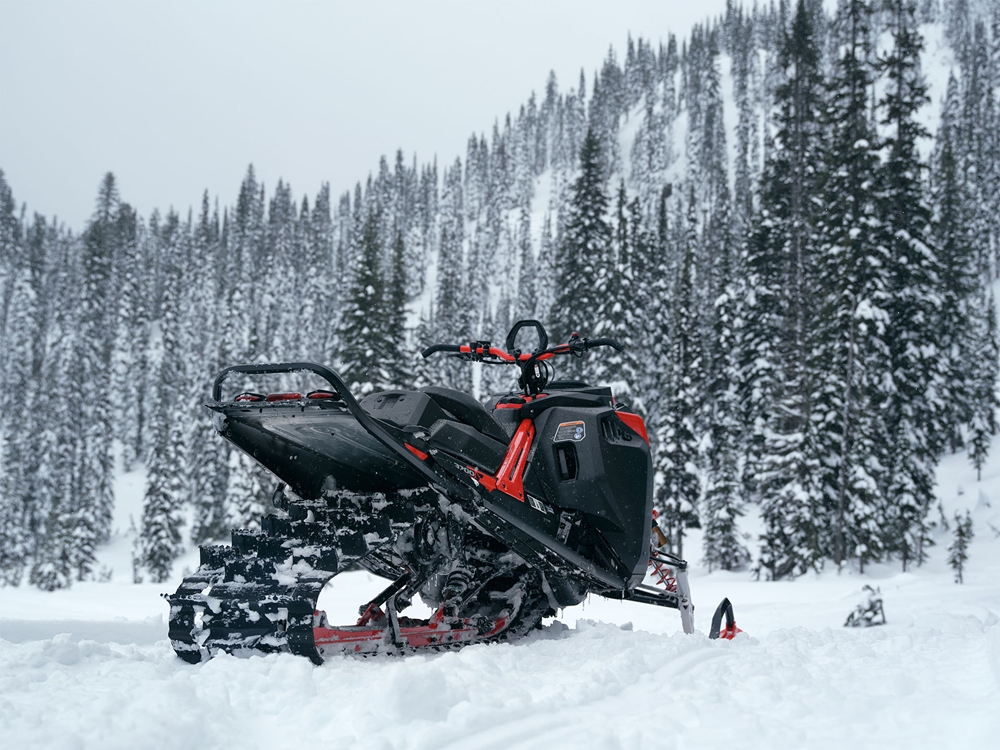 Lynx Shredder RE 850 E-TEC SHOT 154” 2026
