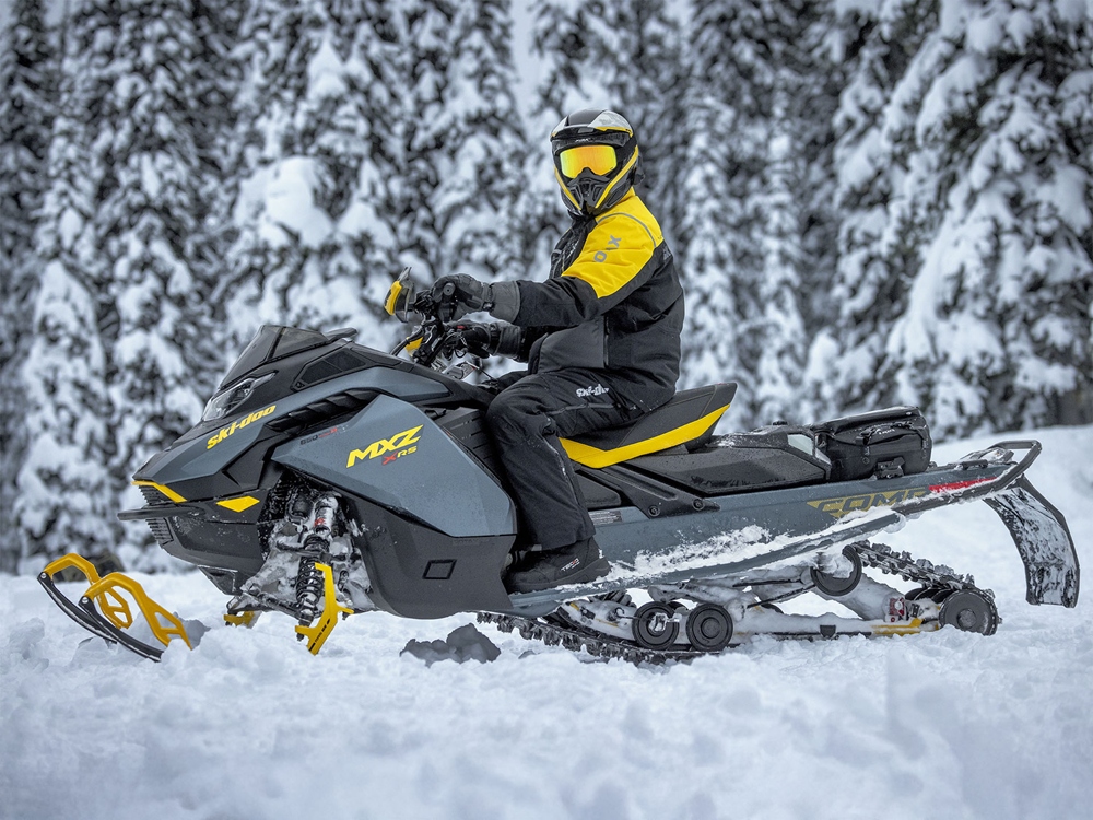 Ski-Doo MXZ X-RS 850 E-TEC Turbo R SHOT Competition Package 137” 2026
