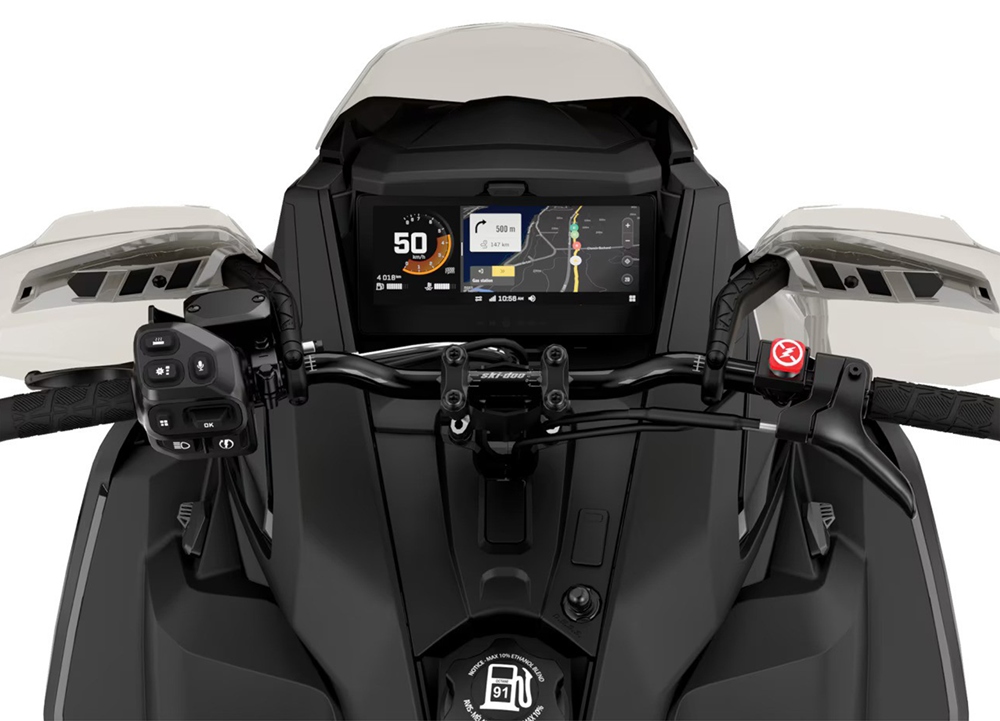 Ski-Doo Renegade X-RS 900 ACE Turbo R Electric Start Touchscreen 137” 2026