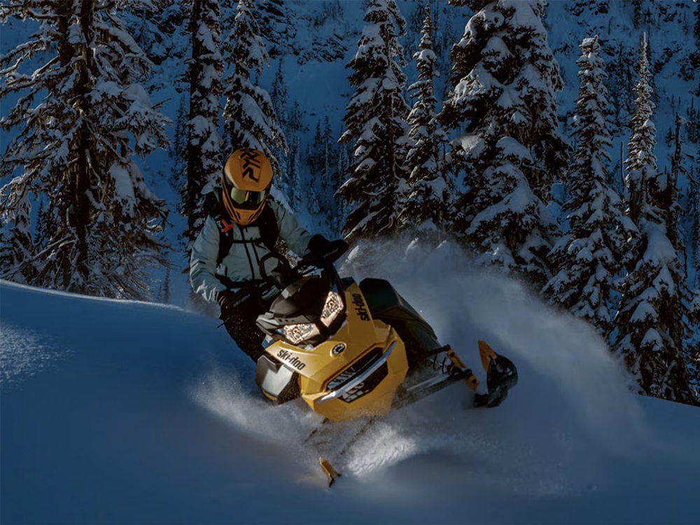 Ski-Doo Summit Neo+ 600 EFI Electric Start 146” 2026