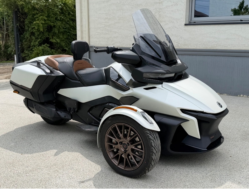 Can-Am Spyder RT Sea-to-Sky Vegas White (Moka) 2024 Second Hand